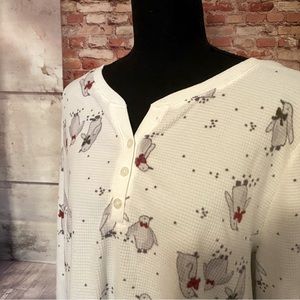 Women’s Large two piece pajama set with Penguin pattern - Carole Hochman